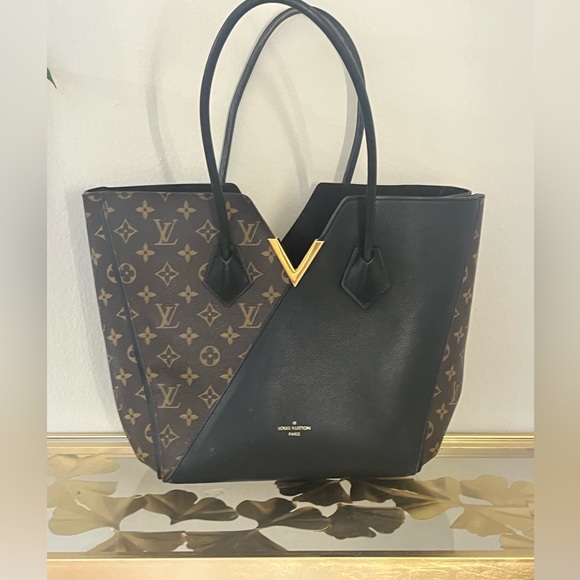Sold Elsewhere! ❤️ Louis Vuitton Kimono Bag MM Black - Picture 1 of 11